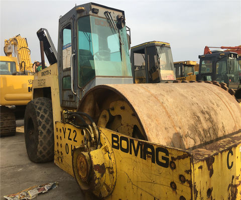 Βιμπρατικό ρόλο BW217D-2 Καλή κατάσταση για οδικές κατασκευές 6001-8000 ώρες εργασίας