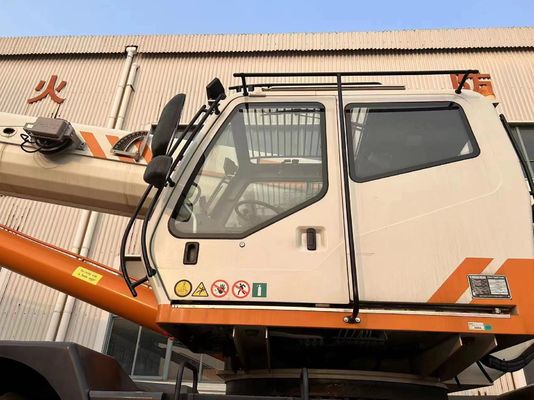 ZOOMLION RT75 RT25 Κρέα ακατέργαστου εδάφους με υδραυλικό κύλινδρο Changjiang στη Σαγκάη