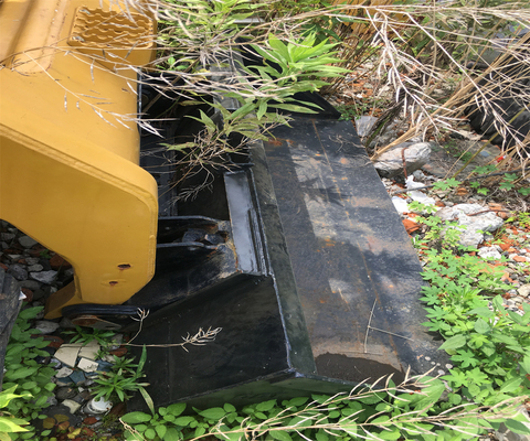2014 CAT 272C Χρησιμοποιούμενο φορτιστή σκίτ στίρ Αξιοπρόσιτη επιλογή για τις ανάγκες εξόρυξης και ενέργειας