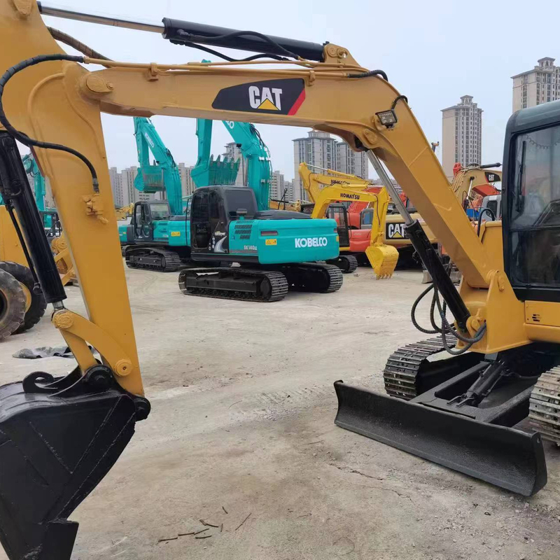 Χρησιμοποιούμενη εκσκαφέας CAT 305.5 306 με χωρητικότητα κουβάς 0,31m3 και βάρος μηχανής 6000 KG