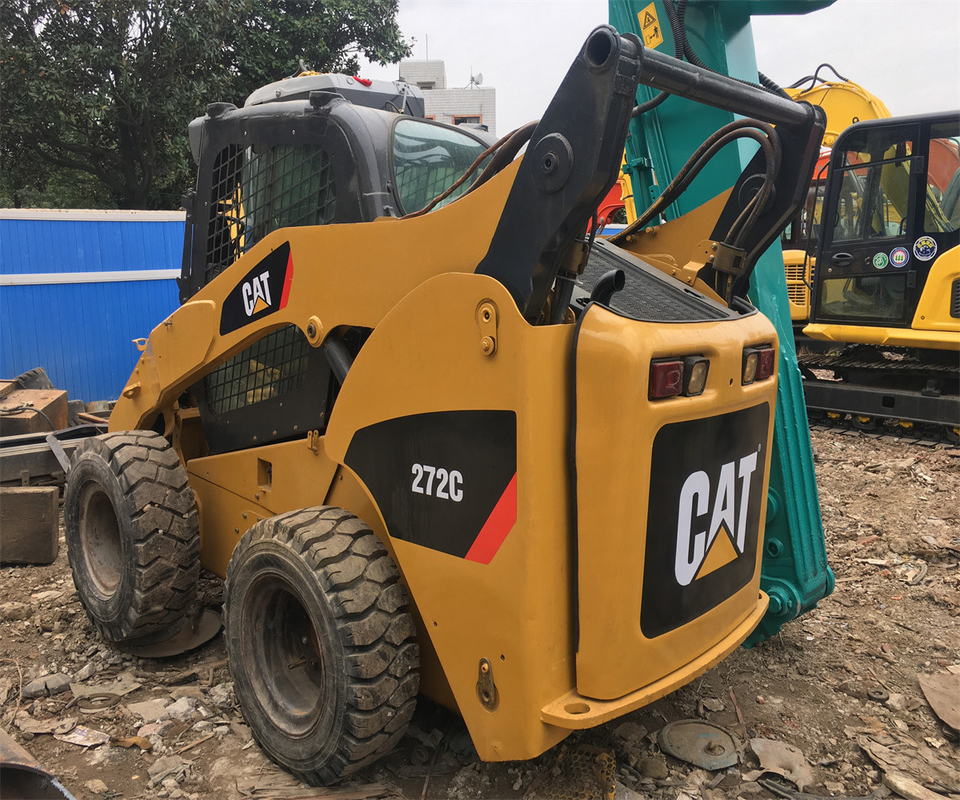 2014 CAT 272C Χρησιμοποιούμενο φορτιστή σκίτ στίρ Αξιοπρόσιτη επιλογή για τις ανάγκες εξόρυξης και ενέργειας